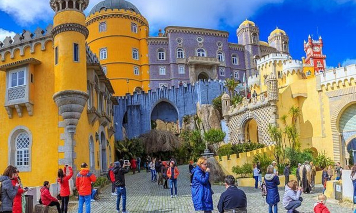 Sintra tourists